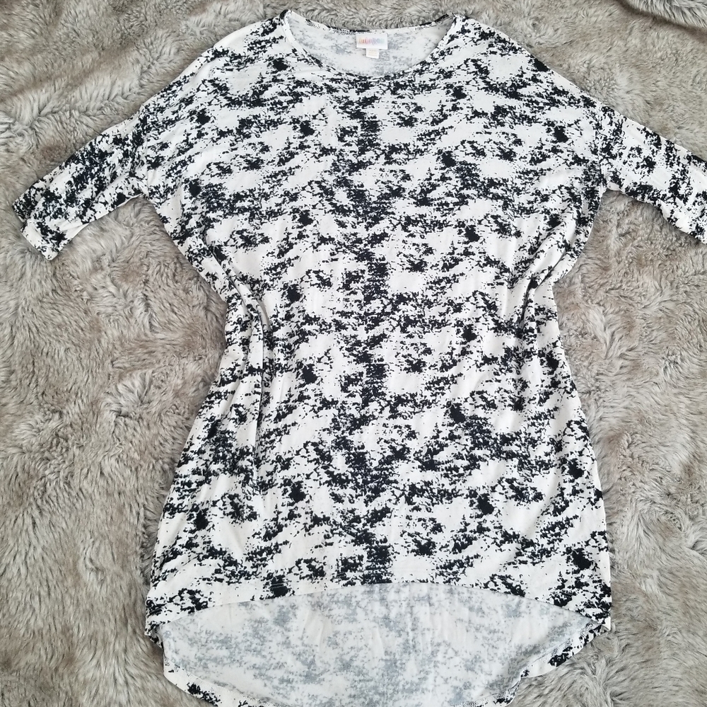 Lularoe Speckled Black, Gray & White Irma Tunic
